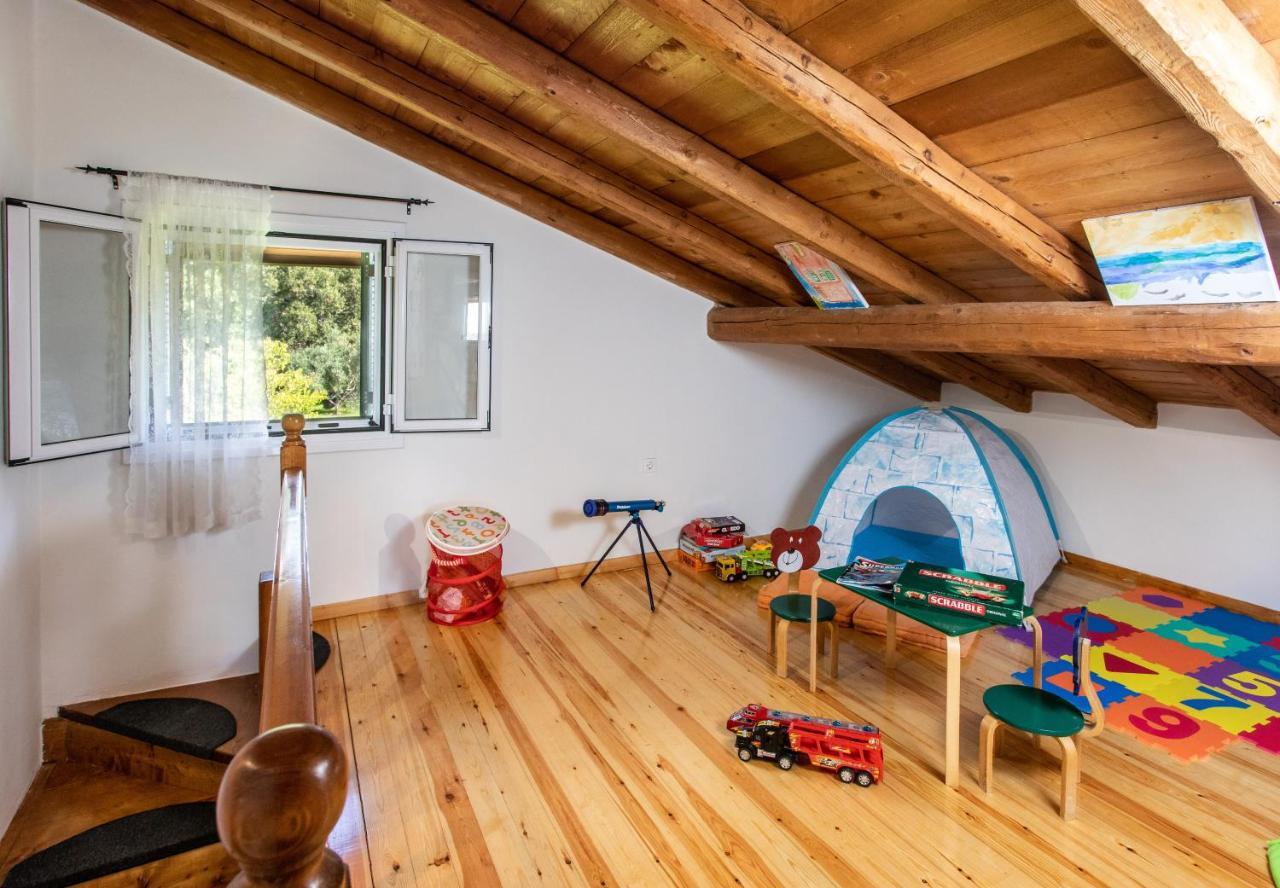 Fridas Place Halikounas Екстер'єр фото
